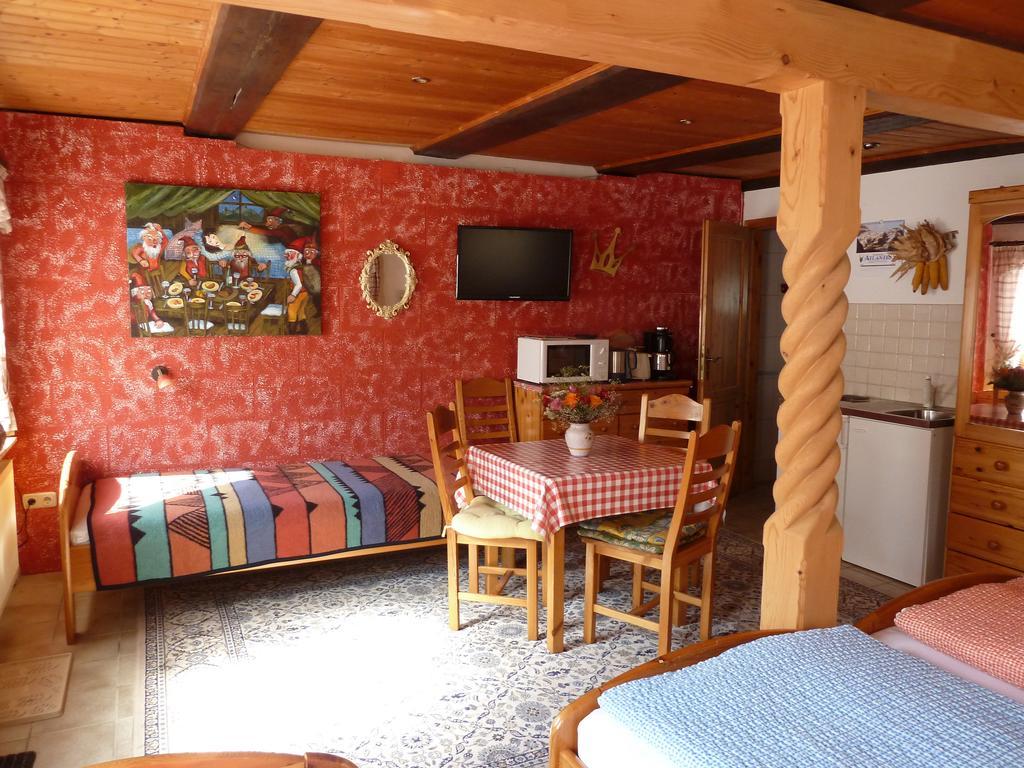 Gaestezimmer Am Maerchenbrunnen Дрезден Екстер'єр фото