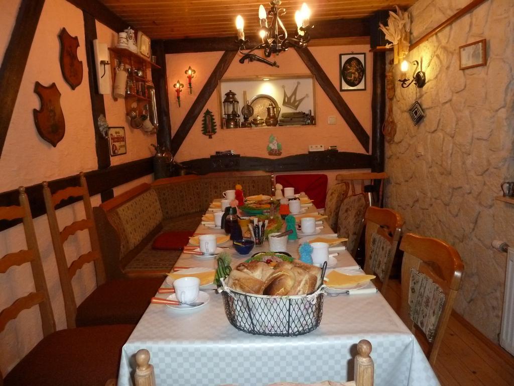 Gaestezimmer Am Maerchenbrunnen Дрезден Екстер'єр фото